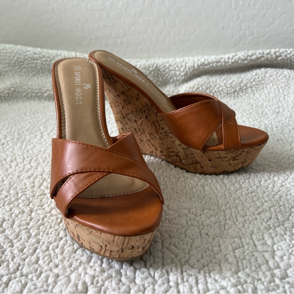 Spirit Moda Wedges